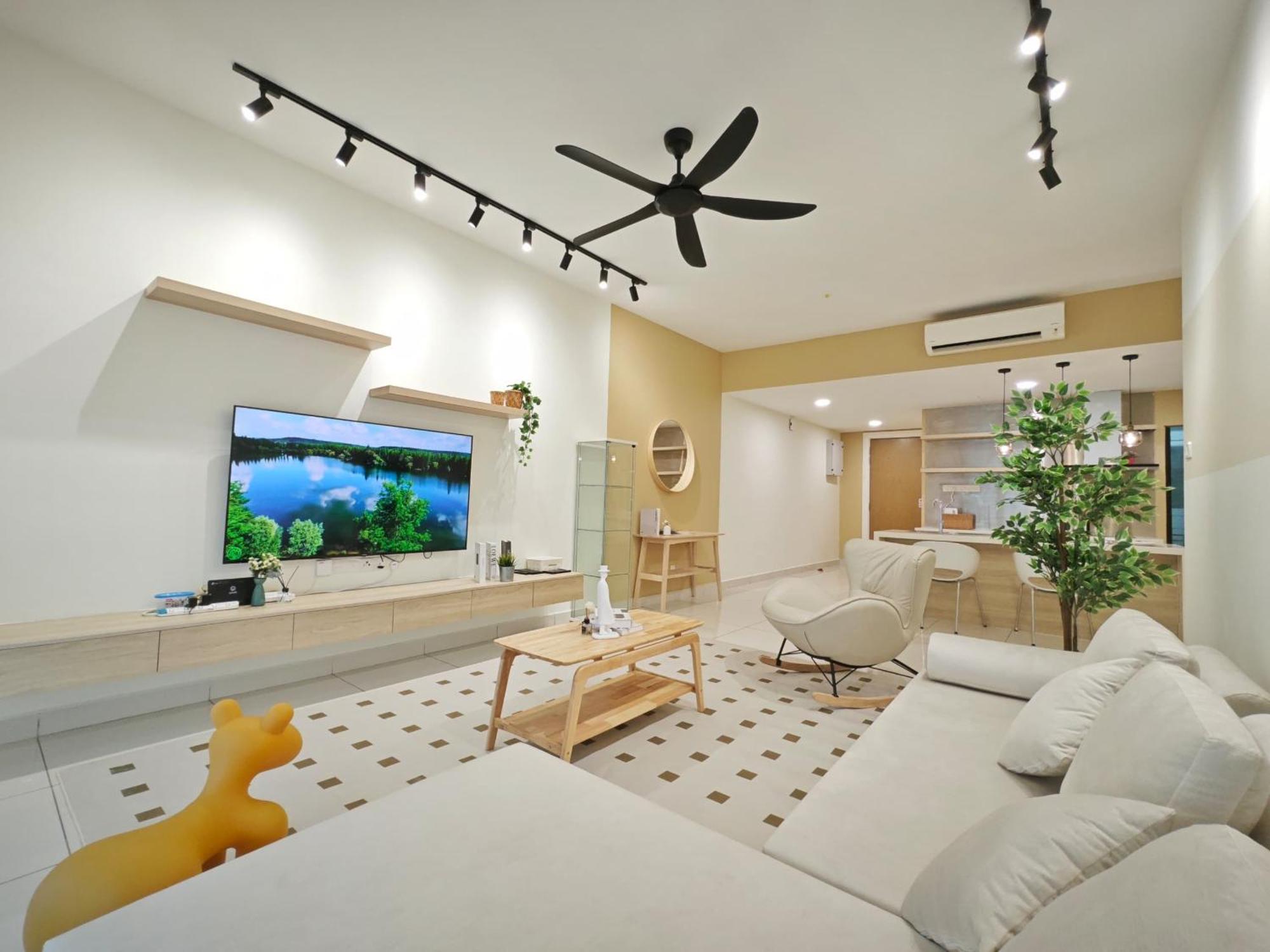 Appartamento Southkey Mosaic By Antlerzone Johor Bahru Esterno foto
